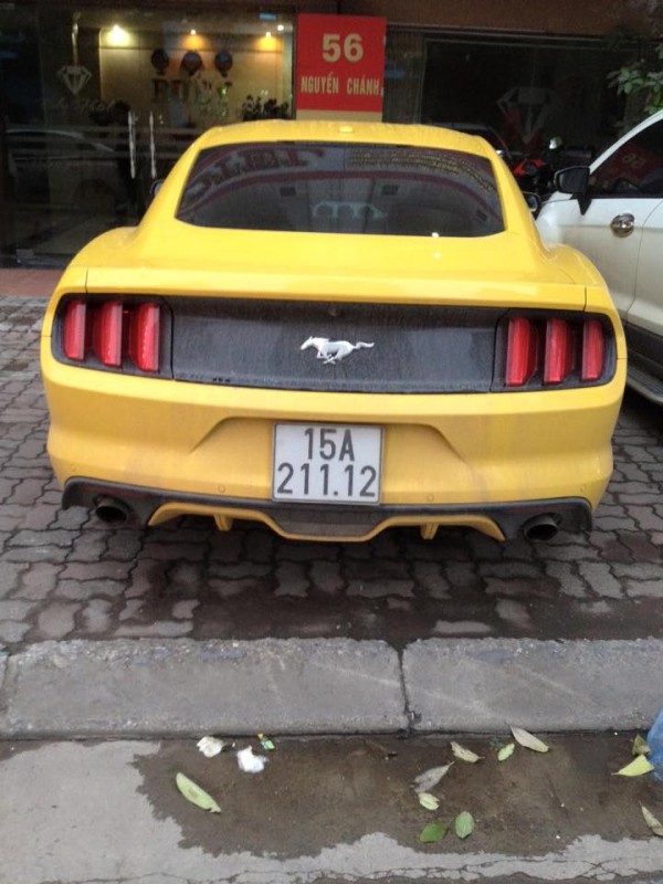 Ngắm xe thể thao Ford Mustang của đại gia Hải Phòng - Baoxehoi