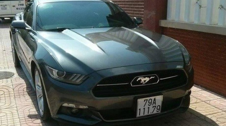 Ford Mustang của dân chơi Nha Trang ra biển đẹp - Baoxehoi