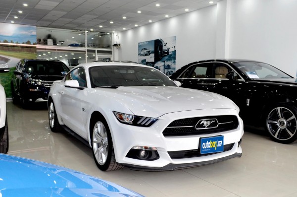 Đánh giá xe Ford Mustang GT Premium 5.0L giá bán từ 3,3 tỷ đồng - Baoxehoi