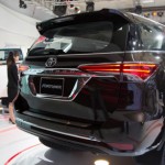 1 xe Audi Q7 ở Việt Nam mua được 4 xe Toyota Fortuner 2017