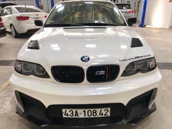 BMW 318i 2004  Anyone know about car  How is this car   9GAG