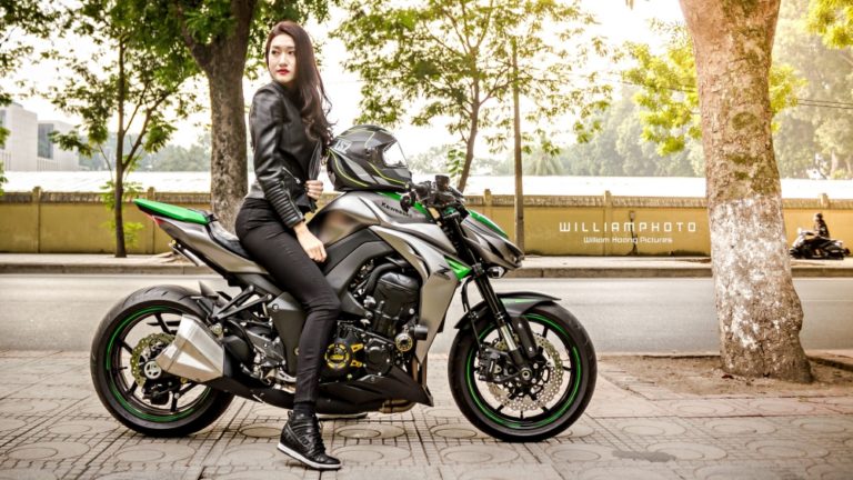 Người mẫu Hà Nội Lê Kim Oanh cực xinh cùng Kawasaki Z1000 - Baoxehoi