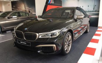 Xe sang BMW M760Li về Việt Nam