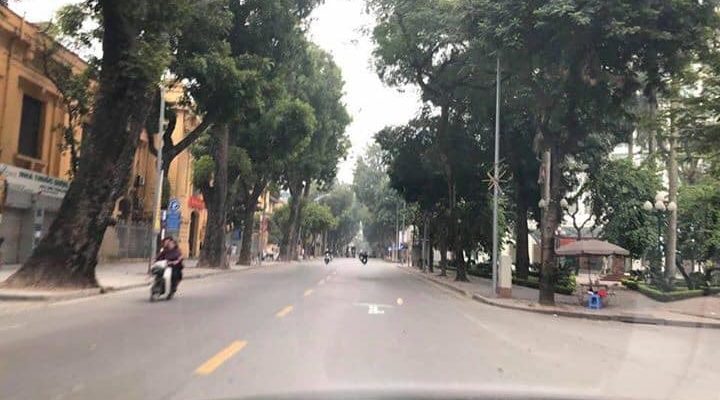 Đường phố Hà Nội yên tĩnh ngày đầu năm 2019