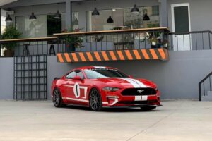 Hàng khủng Ford Mustang đẹp về VN