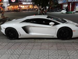 Siêu xe thiếu gia Bình Dương đẹp