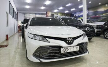 Xe Toyota biển ngũ quý đẹp