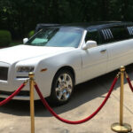 Lincoln Town độ nhái thành Rolls Royce Ghost Limousine