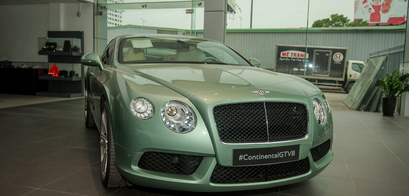 Bentley Continental GT hoang dã hơn với gói độ từ Mansory